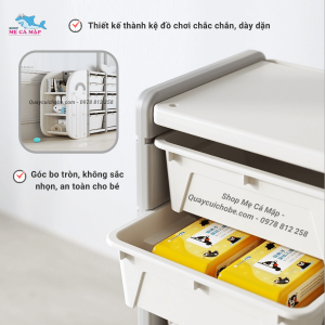 Kệ đồ chơi hình cá voi Pakey 19 Các góc cạnh của kệ đồ chơi được làm mịn và bo tròn, tránh gây tổn thương cho làn da của bé