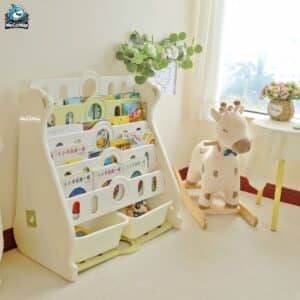 Kệ sách cho bé 5 tầng hình gấu Pakey E096