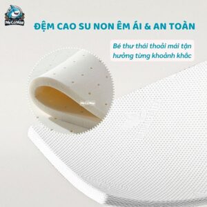 Bàn thay tã Pakey E052