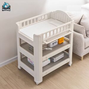 Bàn thay tã Pakey E052