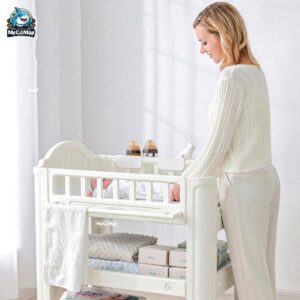 Bàn thay tã Pakey E052