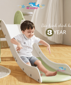 Cầu trượt cho bé Pakey chim cánh cụt 30 Bộ cầu trượt thu hút các bé ngay từ cái nhìn đầu tiên và phù hợp với nhiều không gian khác nhau