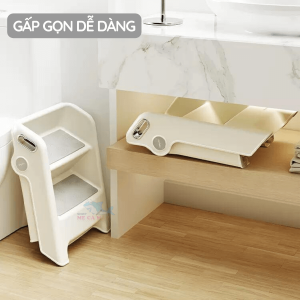 Giá kê chân có tay cầm thiết kế phù hợp với trẻ nhỏ, tạo thói quen tự lập cho các bé