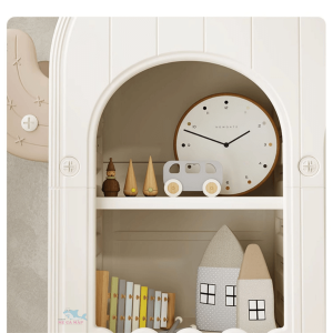 Tủ nhựa quần áo cho bé Pakey đa năng 31 Tủ còn được trang bị kệ để dày dép cho bé và thanh công cụ có thể treo, móc balo, đồ đạc