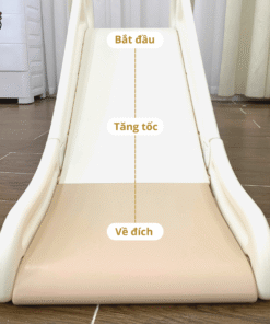 Chiều dài máng trượt được thiết kế theo tỷ lệ vàng với các điểm tăng tốc, giảm tốc và đệm giữ tốc thoai thoải giúp các bé vận động an toàn