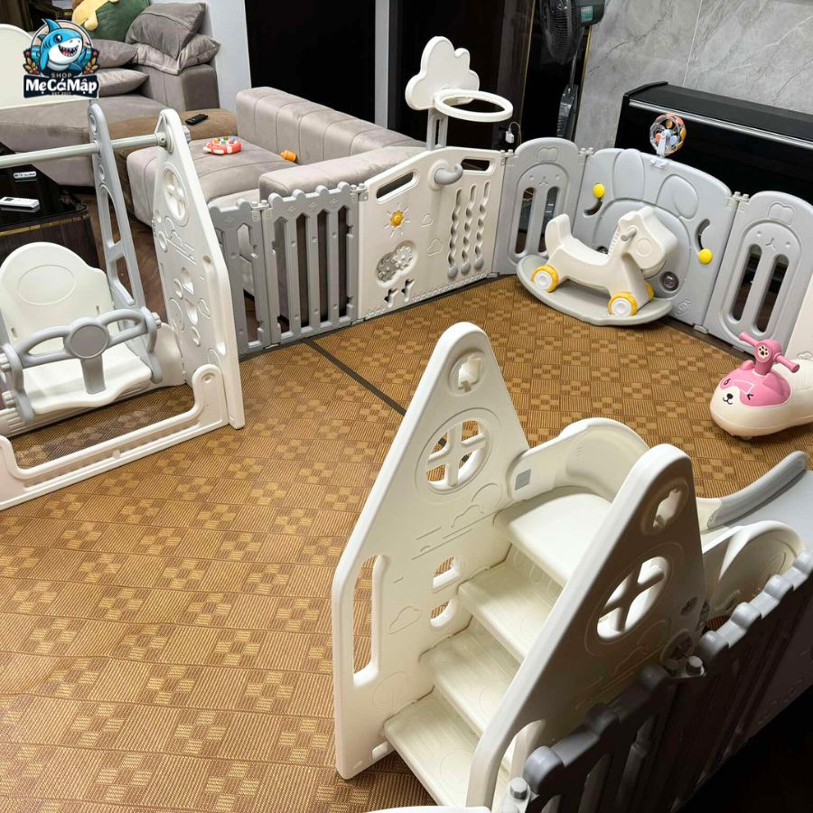 Có nên mua quây cũi nhựa cho bé không?