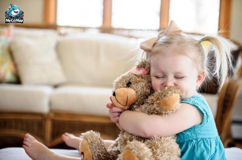Gợi ý 10 món quà 1/6 cho bé ý nghĩa cho bé gái, bé trai 19 Gấu bông luôn nằm trong danh sách quà tặng lý tưởng cho trẻ em